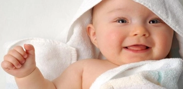 Bebeklerde Boyun Altı Pişiği Belirtileri ve Tedavisi